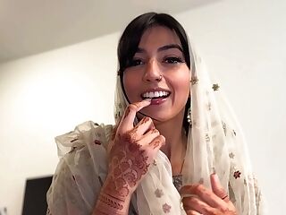 Aaliyah Yasin And Jesus Reyes - Bhabi Cheats On Her Spouse During Eid With Big Black Cock